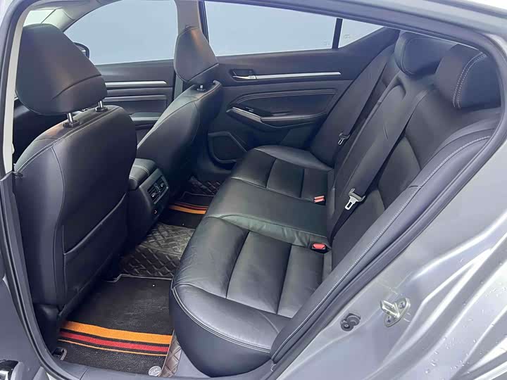 Фото 6 - Nissan Teana