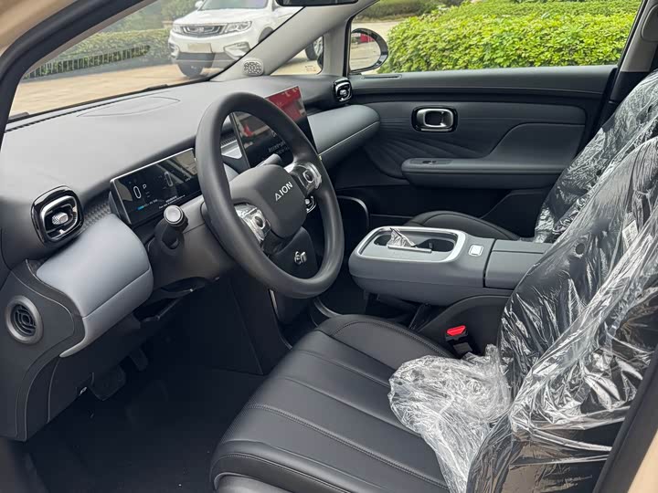 Фото 5 - GAC Aion UT