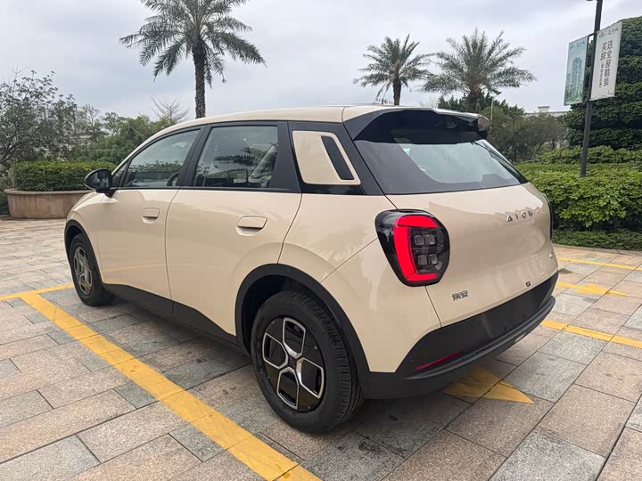 Фото 7 - GAC Aion UT