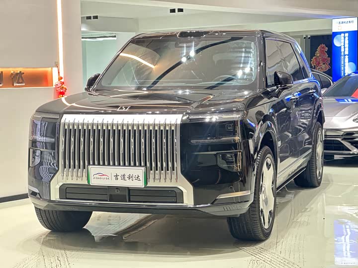 Фото 1 - Zeekr 9X