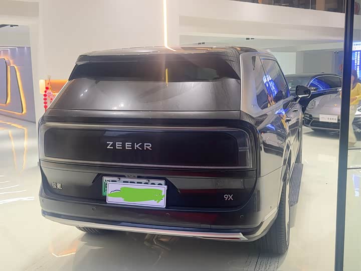 Фото 3 - Zeekr 9X