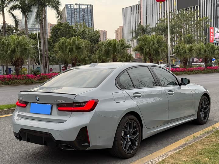 Photo 5 - BMW 3 Series