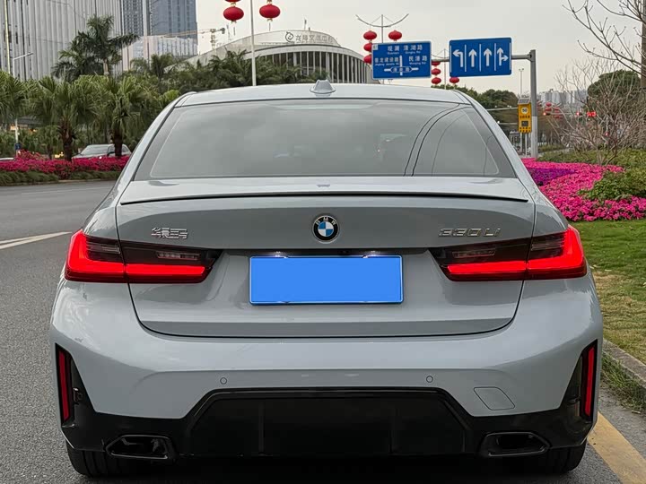 Photo 6 - BMW 3 Series