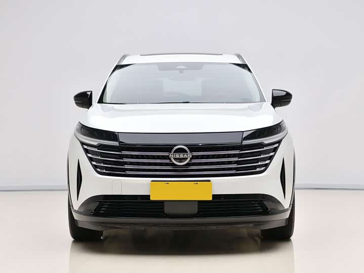 Фото 2 - Nissan Pathfinder