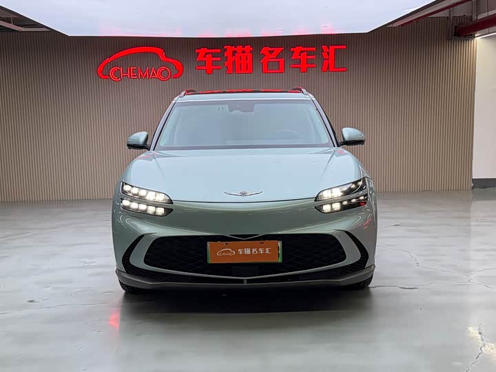 Photo 3 - Genesis GV60