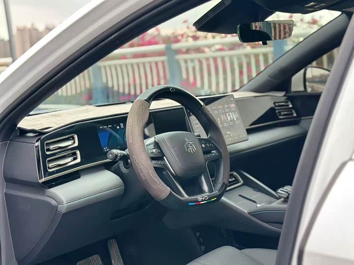 Фото 8 - BYD Qin L