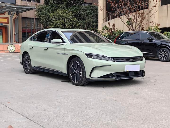 Фото 3 - BYD Han