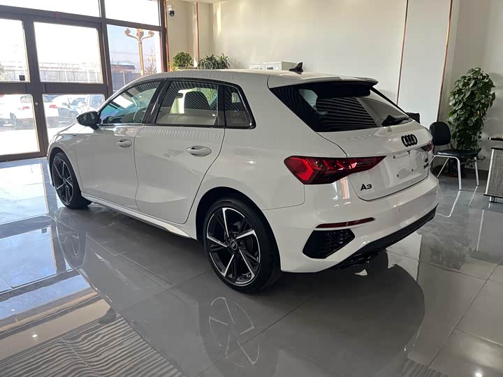 Фото 6 - Audi A3