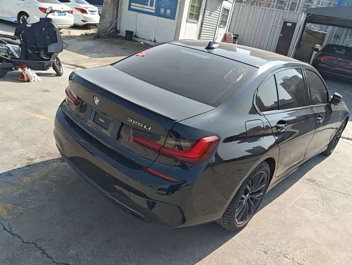 Фото 3 - BMW 3 Series