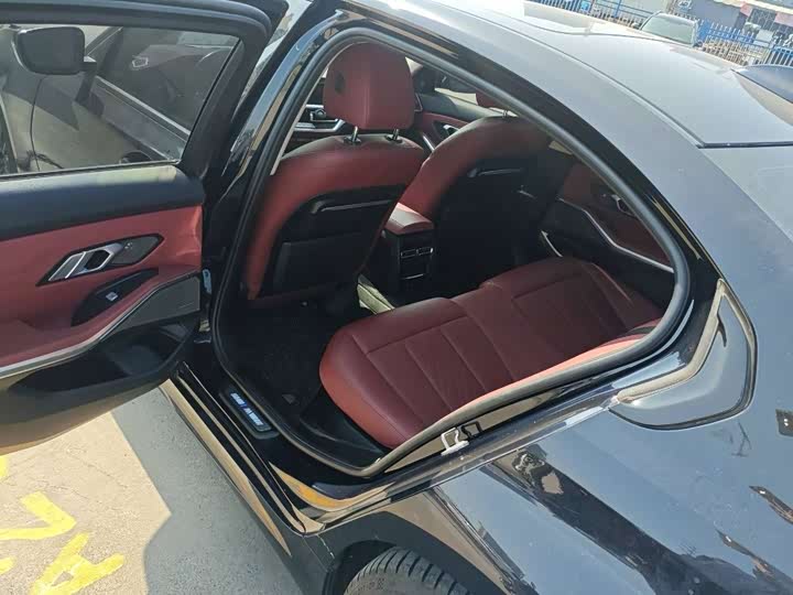 Фото 5 - BMW 3 Series