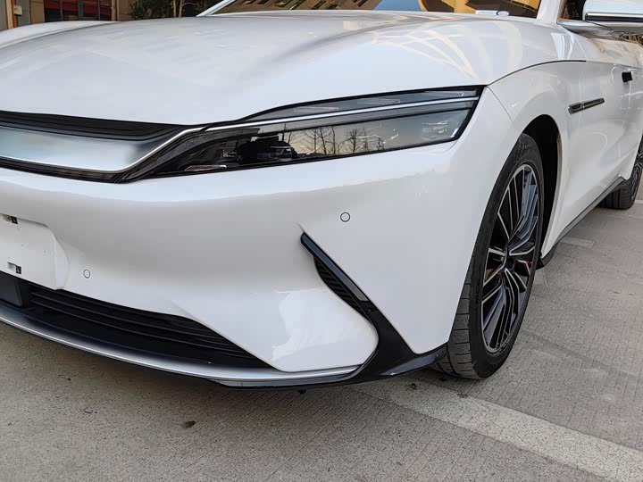 Фото 4 - BYD Han