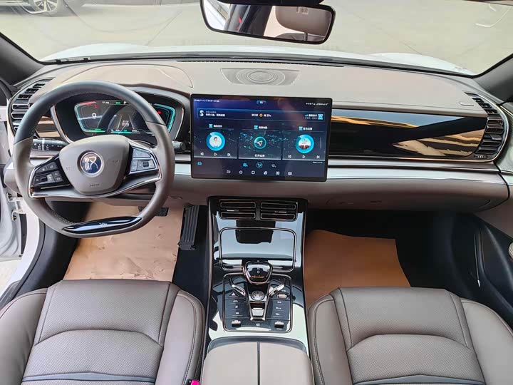 Фото 9 - BYD Han