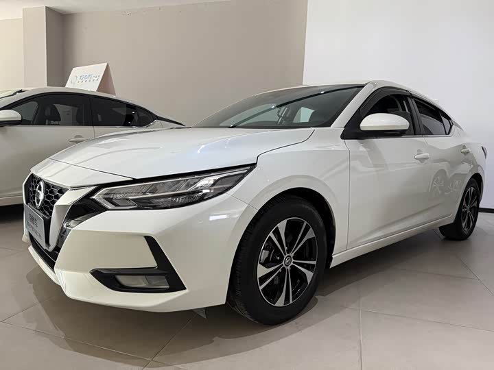 Фото 1 - Nissan Sylphy