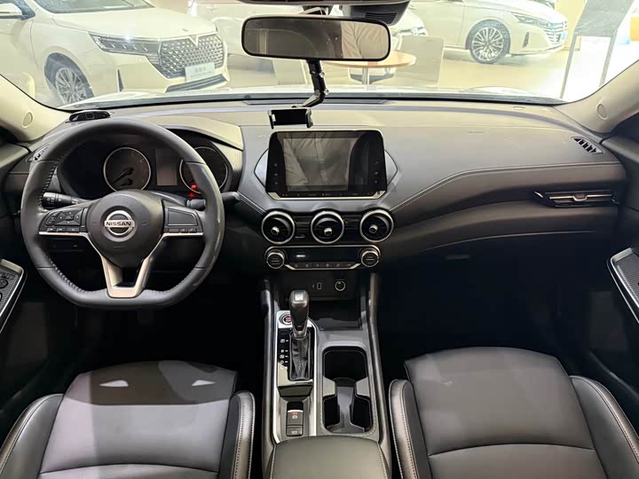 Фото 7 - Nissan Sylphy