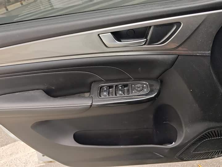 Фото 7 - Haval M6