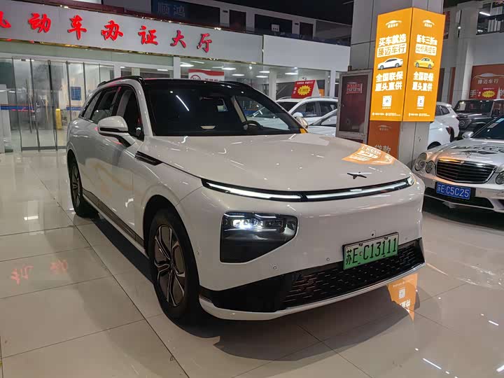 Фото 3 - XPeng G9