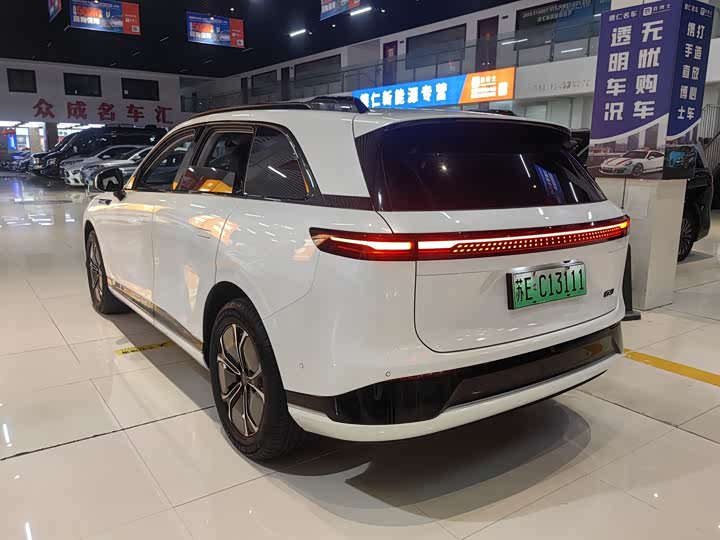 Фото 7 - XPeng G9