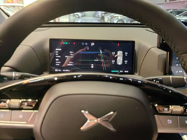 Фото 9 - XPeng G9