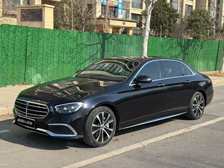 Фото 1 - Mercedes-Benz E-Class Hybrid