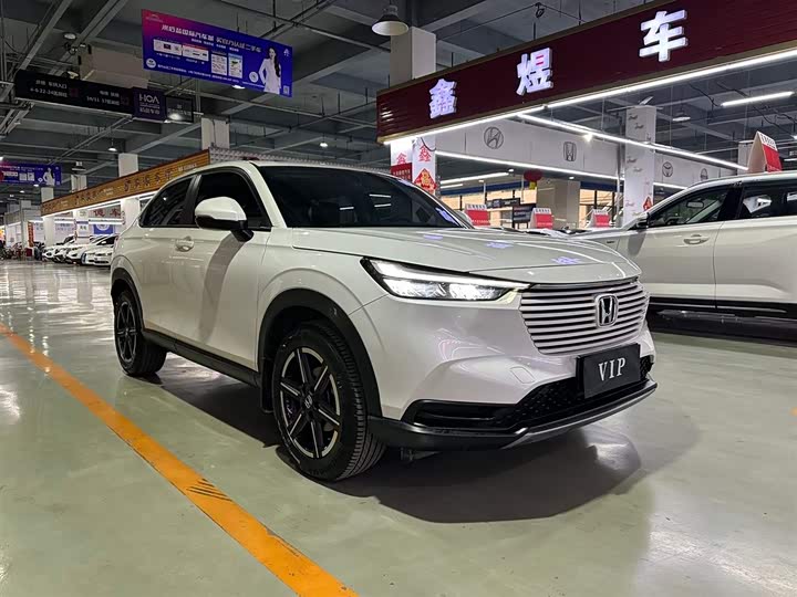 Фото 3 - Honda Vezel