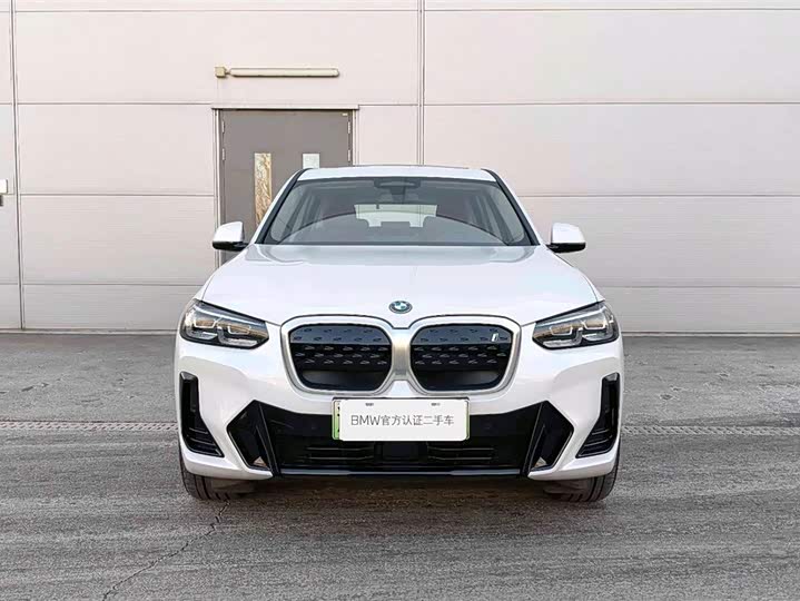 Фото 2 - BMW iX3