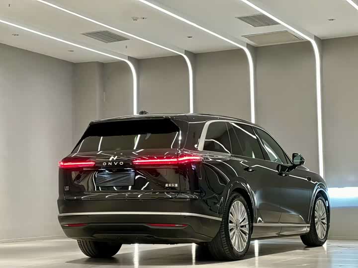 Фото 9 - Nio Onvo L90