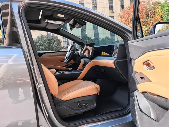 Фото 7 - BYD Song L DM-i Hybrid