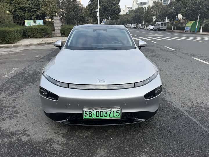 Фото 1 - XPeng P7