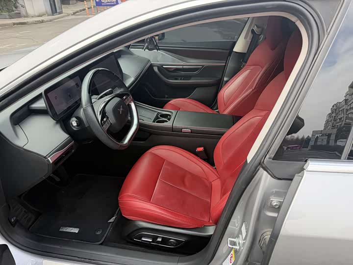 Фото 6 - XPeng P7