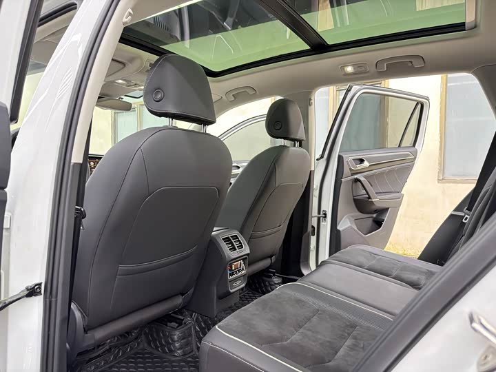 Фото 8 - Volkswagen Tayron