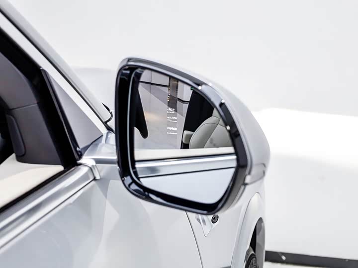 Photo 9 - LiXiang L7