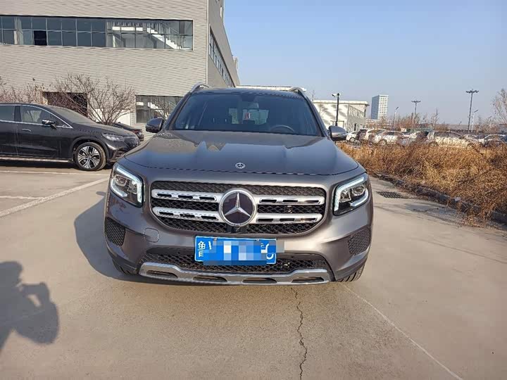 Фото 2 - Mercedes-Benz GLB-Class