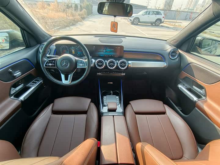 Фото 6 - Mercedes-Benz GLB-Class