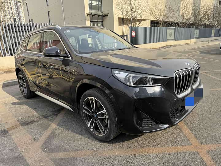 Фото 3 - BMW X1