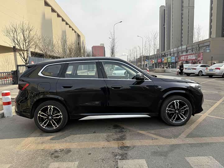 Фото 7 - BMW X1