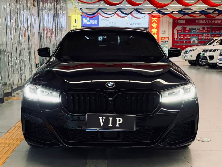 Фото 2 - BMW 5 Series