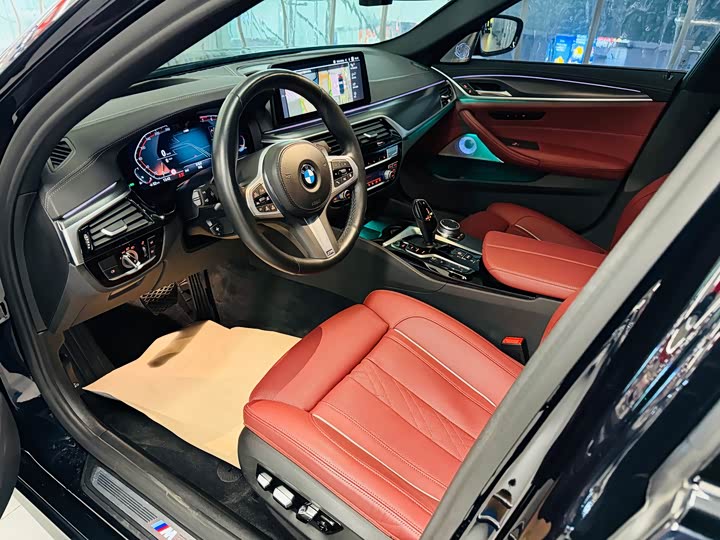 Фото 4 - BMW 5 Series