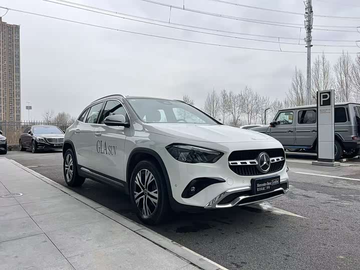 Фото 5 - Mercedes-Benz GLA-Class