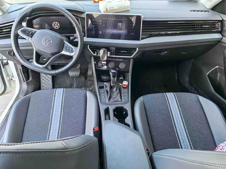 Фото 5 - Volkswagen Sagitar L