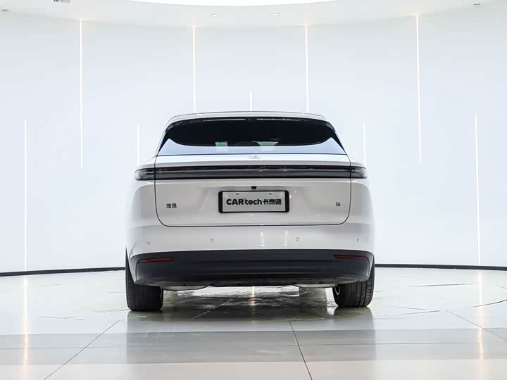 Фото 4 - LiXiang i6