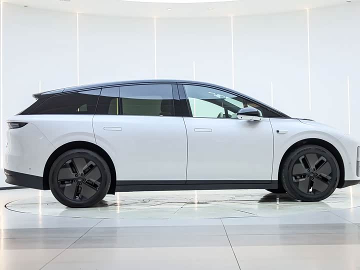 Фото 5 - LiXiang i6