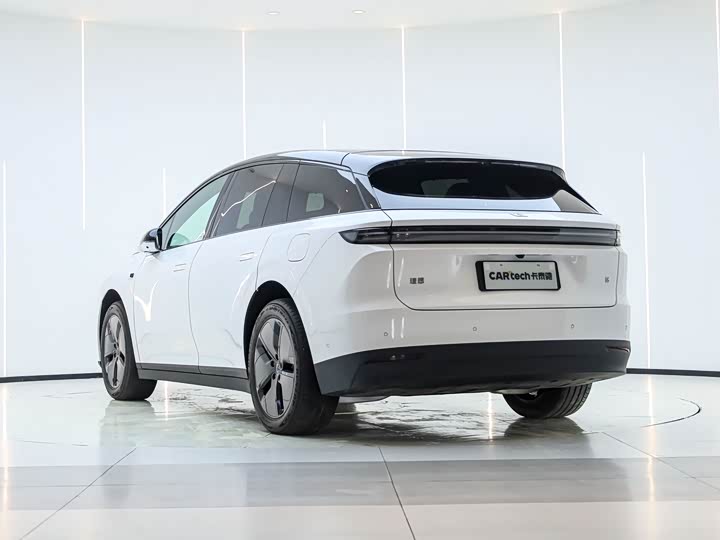 Фото 7 - LiXiang i6