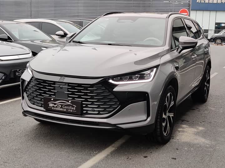 Photo 1 - BYD Tang Hybrid/EV