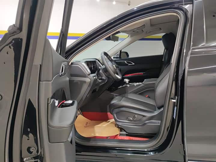 Фото 9 - Hongqi HS3