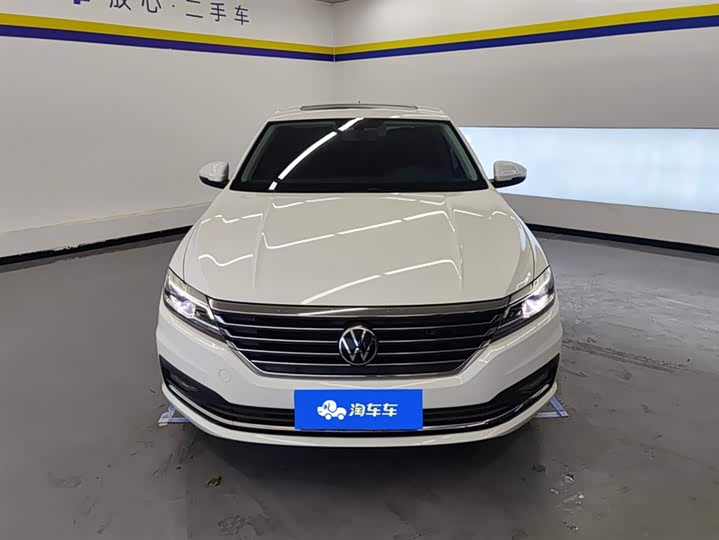 Фото 2 - Volkswagen Lavida