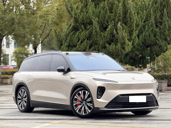 Фото 5 - Nio ES8