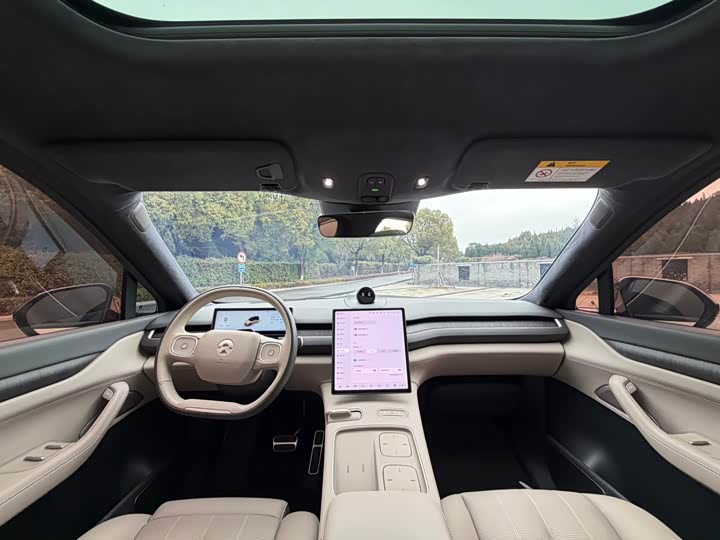 Фото 8 - Nio ES8