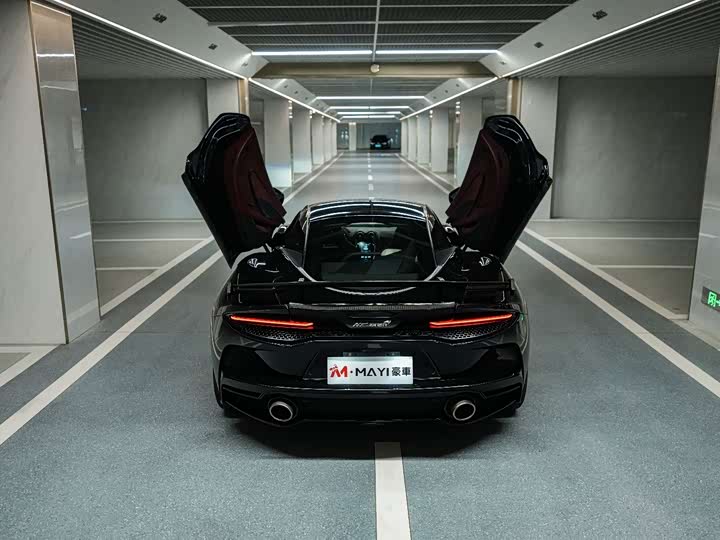 Фото 3 - McLaren GT