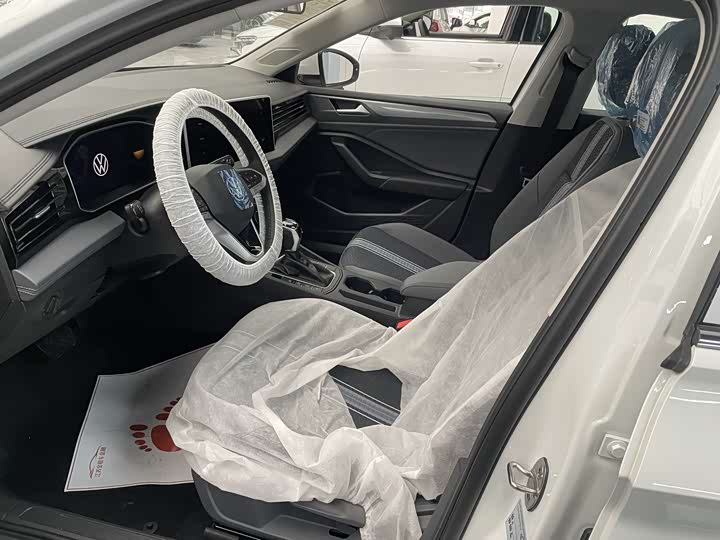 Фото 5 - Volkswagen Sagitar L