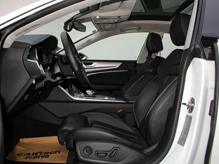 Фото 6 - Audi A7